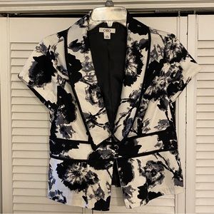 Cato jacket, size 8, black and white floral.